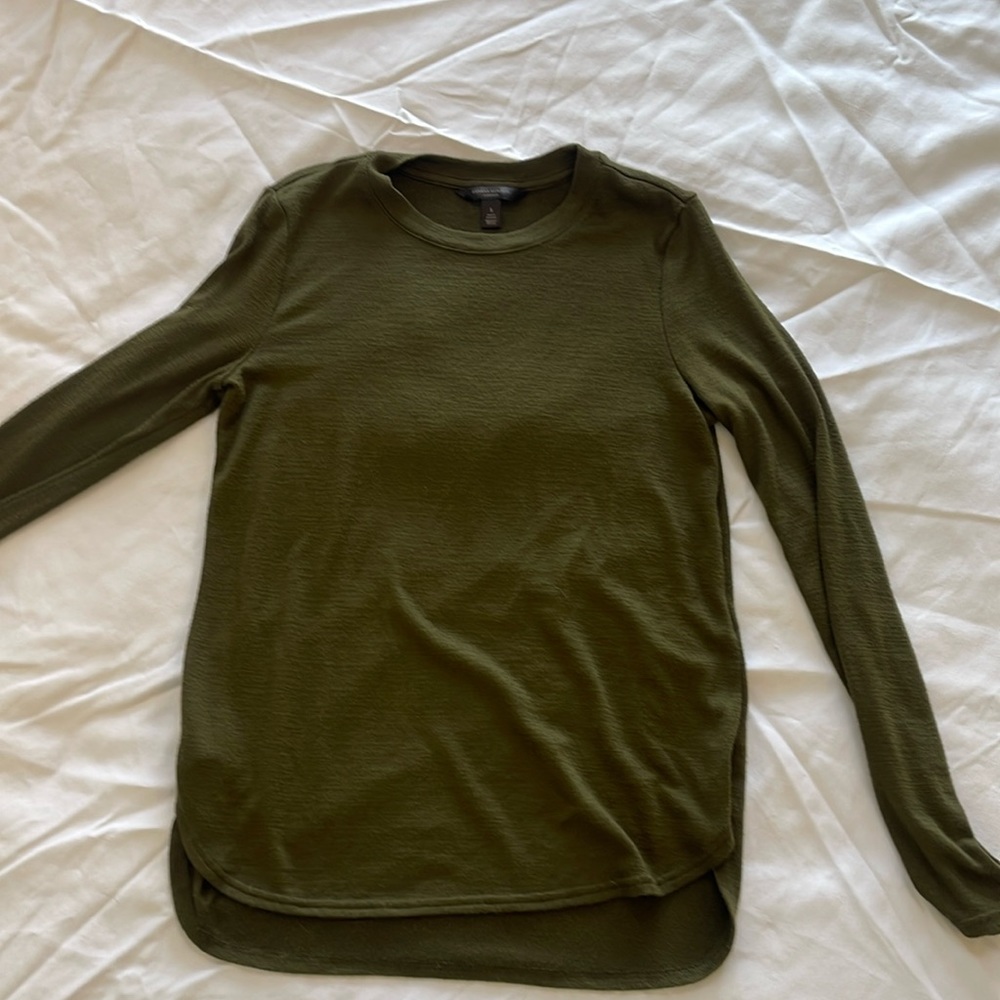 Banana Republic luxspun long sleeve shirt